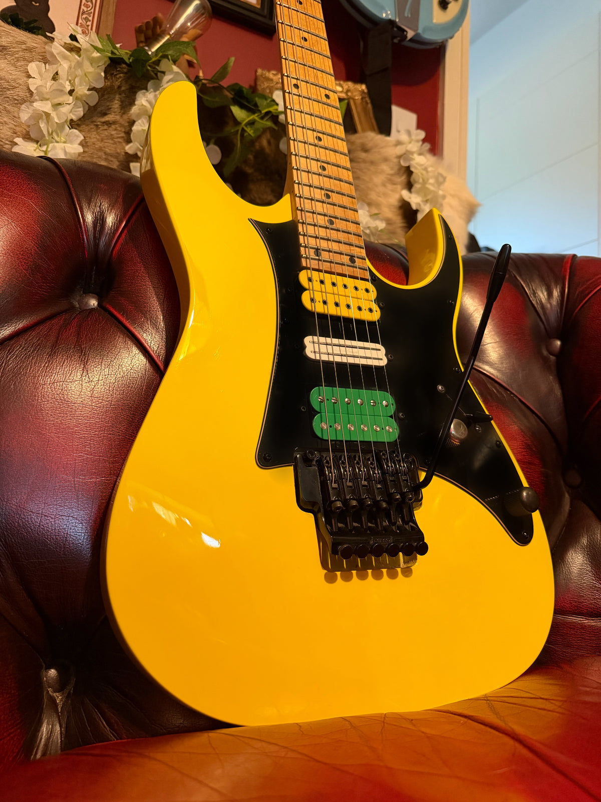 Beatrix! - Ibanez RG350M-YE | 2010 | Yellow | Upgraded HSH