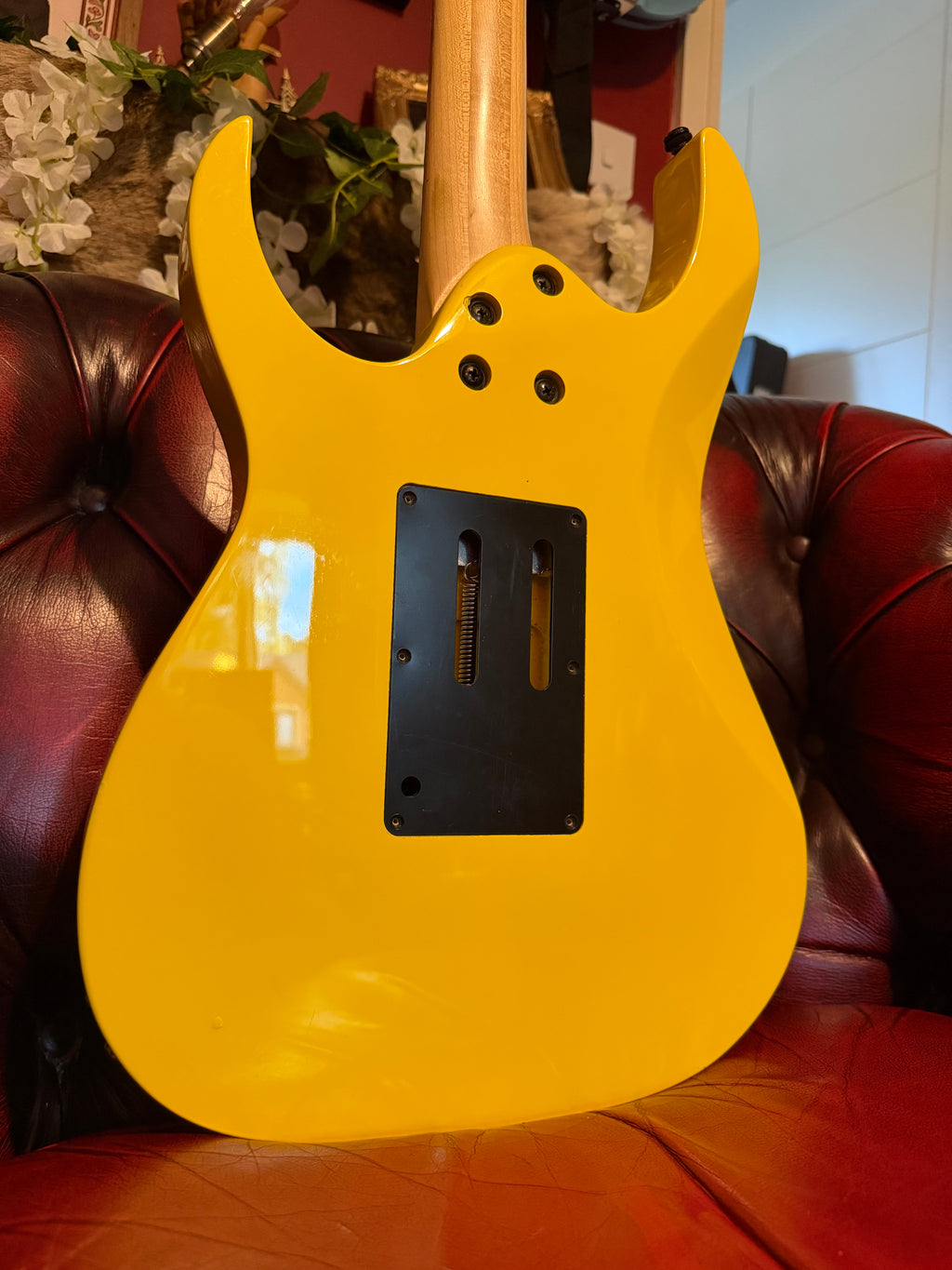 Beatrix! - Ibanez RG350M-YE | 2010 | Yellow | Upgraded HSH