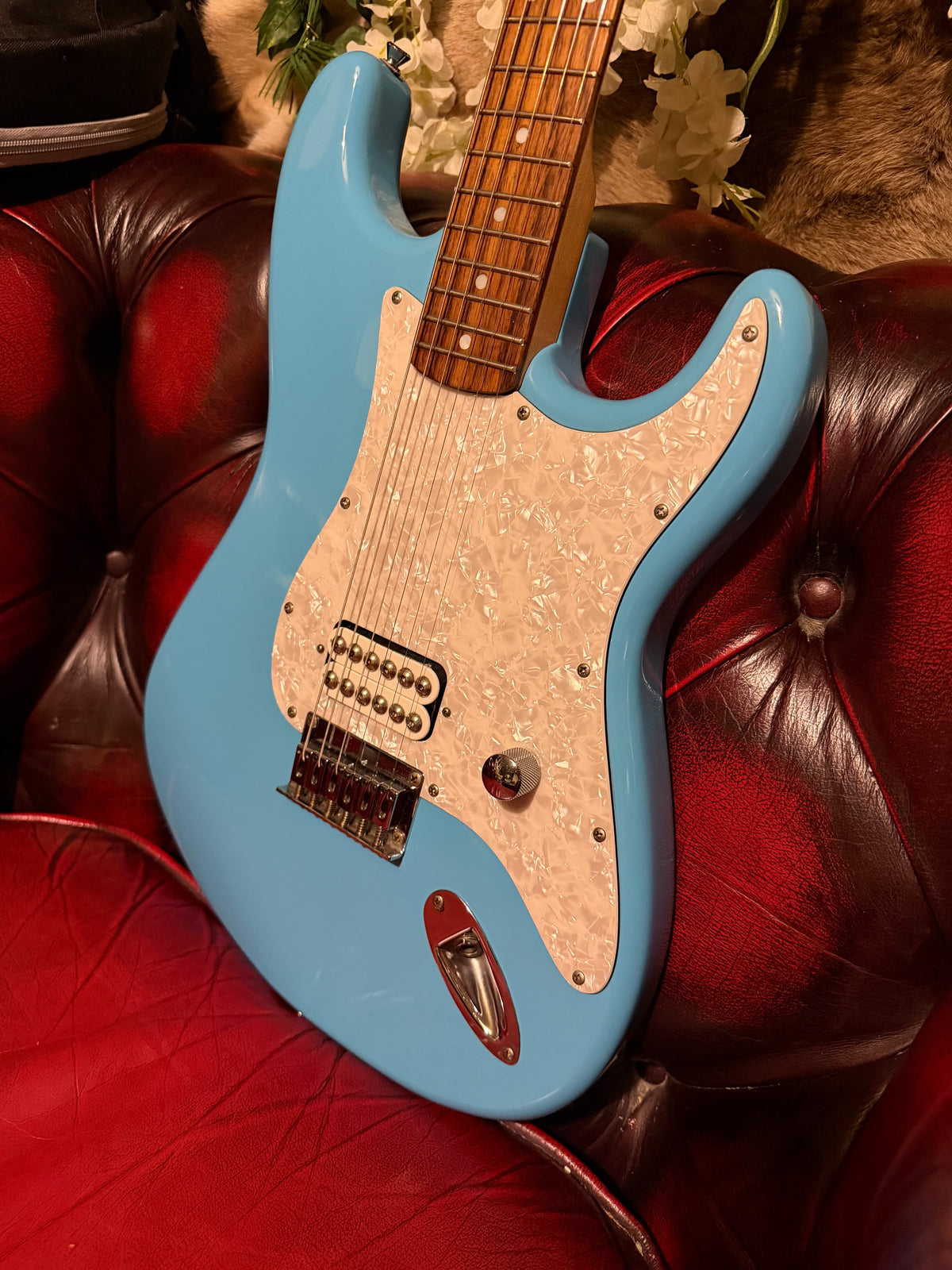Josie! - Stagg Tom DeLonge-Inspired Strat-Style Electric Guitar | Blue