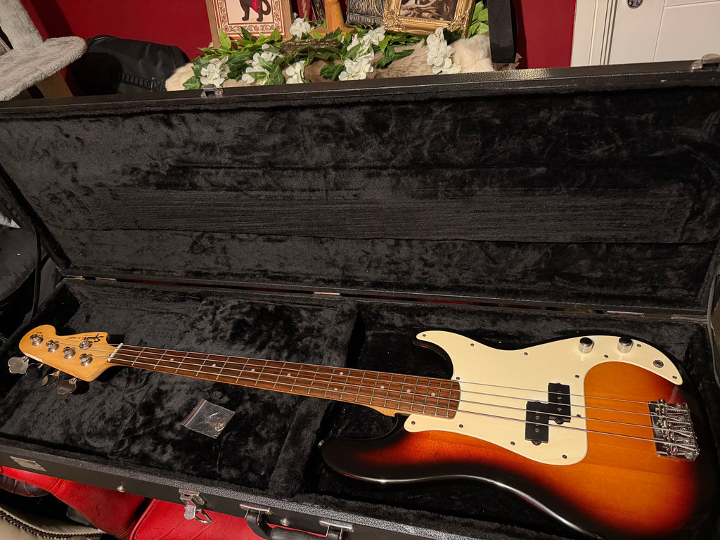 Bernadette! - Squier Affinity Precision Bass | Sunburst | Hard Case Included