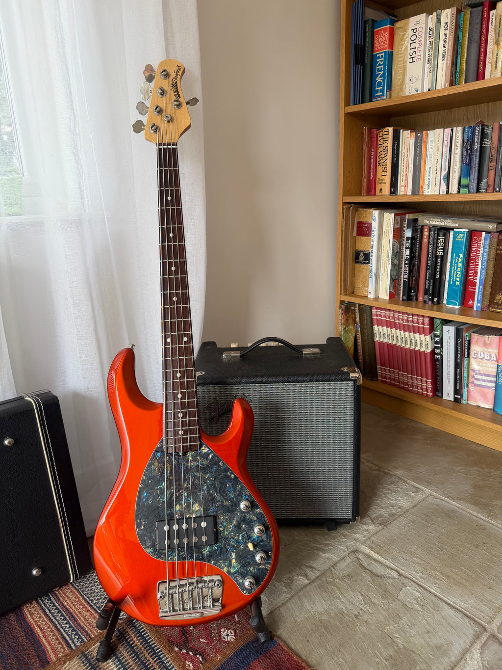 Leo! - Ernie Ball Music Man StingRay 5, 2004, Lava Pearl