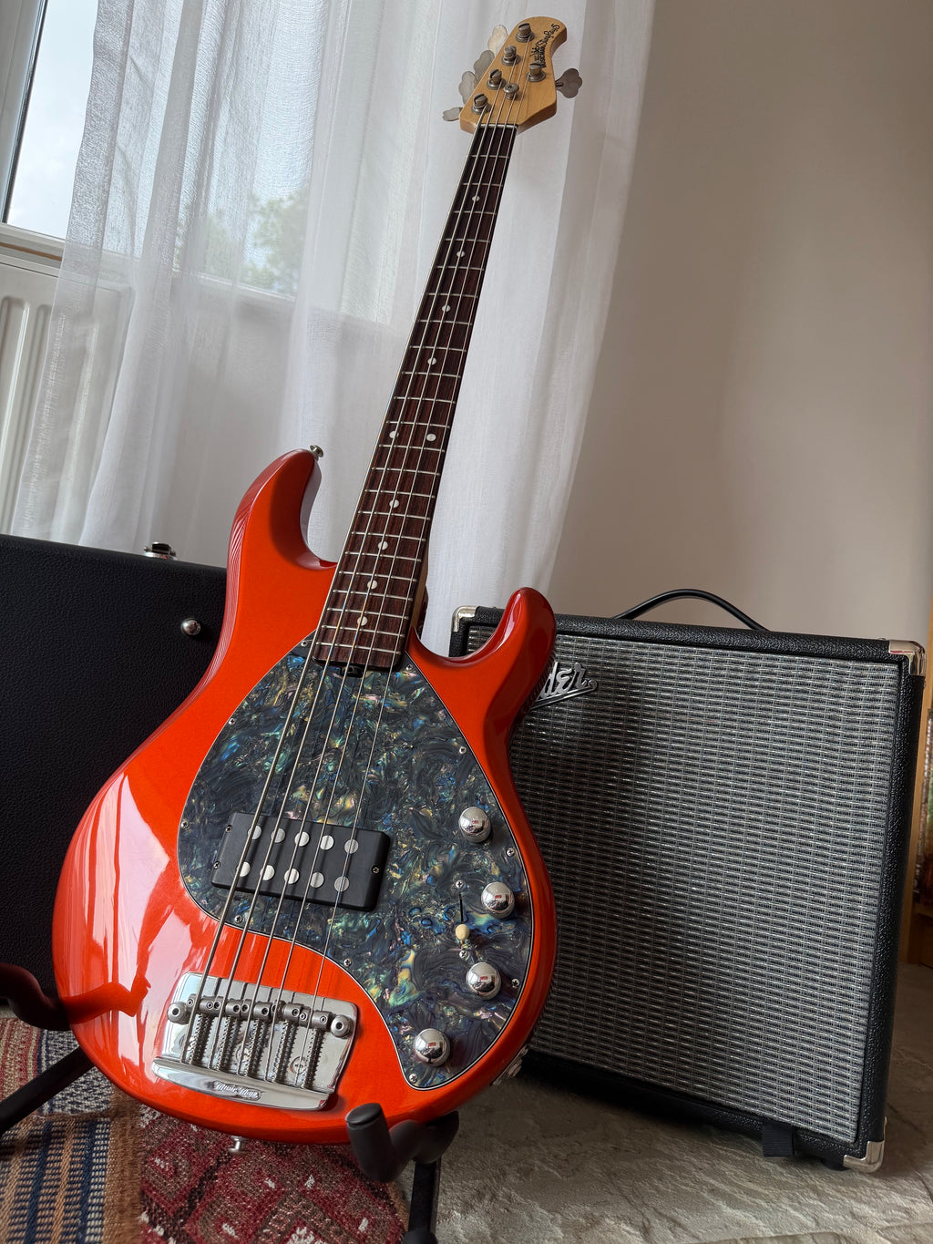 Leo! - Ernie Ball Music Man StingRay 5, 2004, Lava Pearl