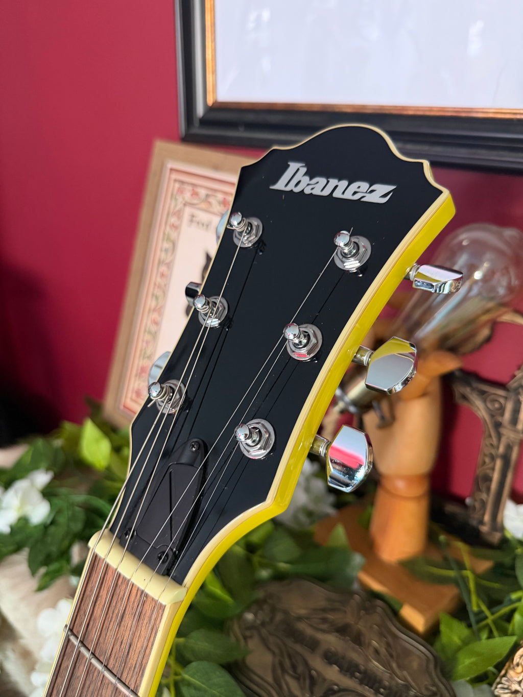 Joy! - Ibanez Artcore Vibrante AS63-LY