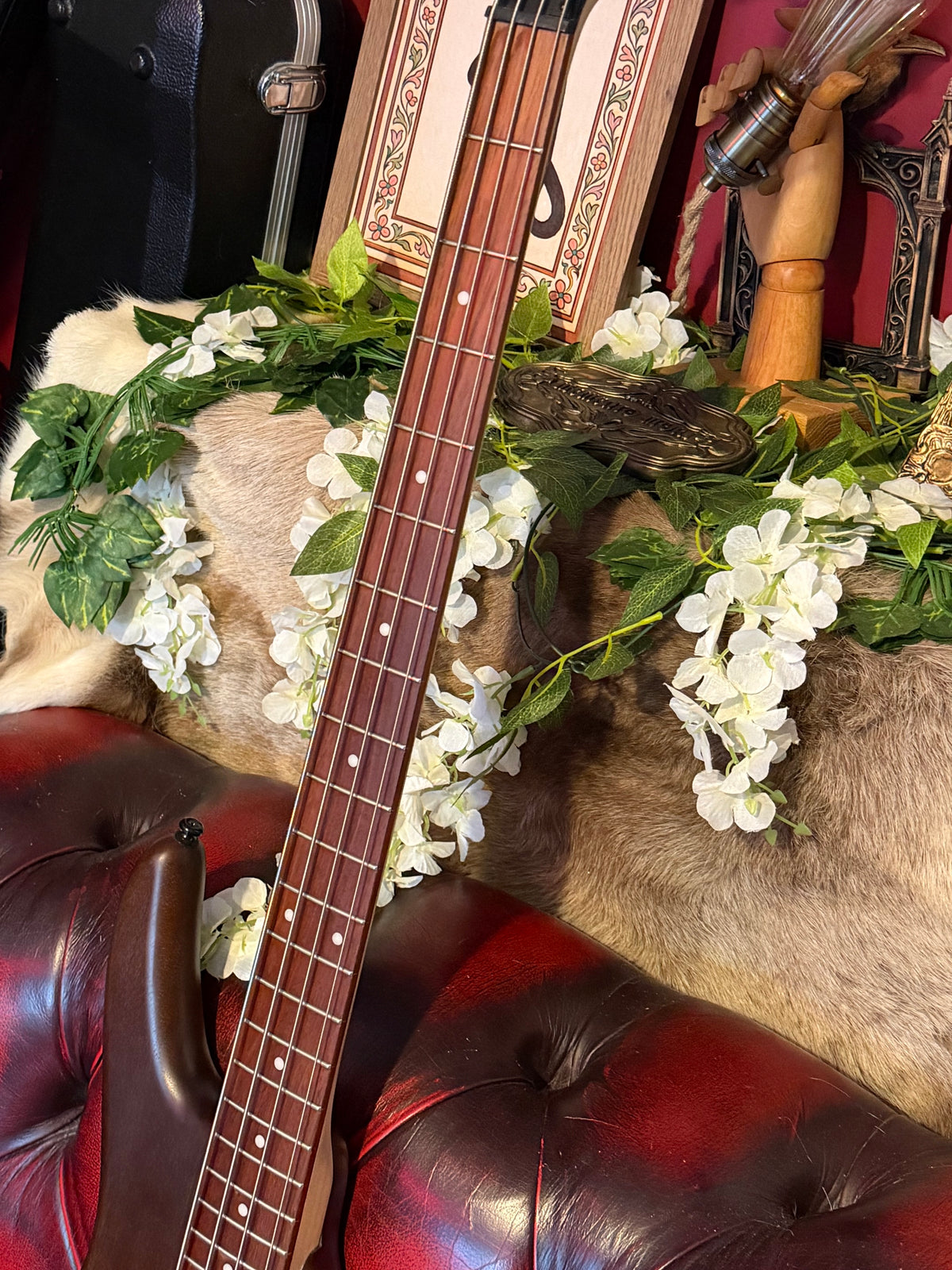 Rufus! - Ibanez GSR200B-WNF GIO Soundgear | Walnut Flat | 2018