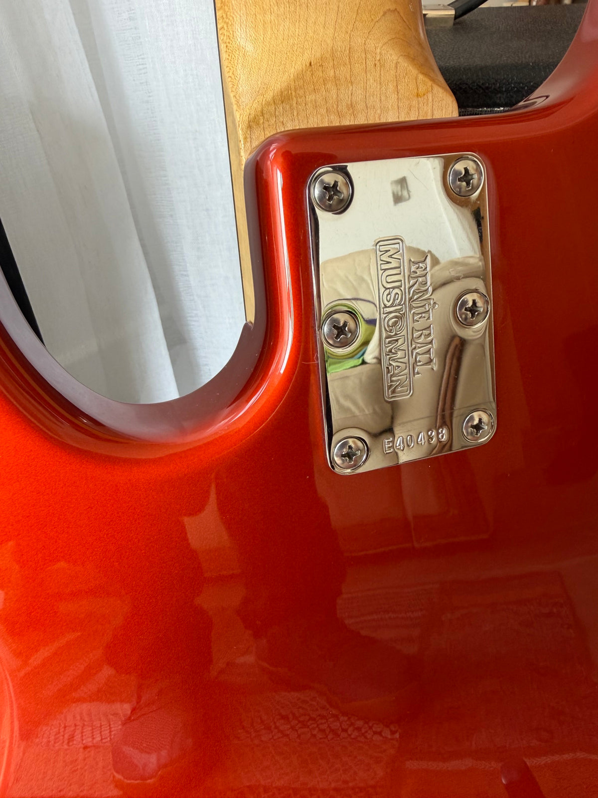 Leo! - Ernie Ball Music Man StingRay 5, 2004, Lava Pearl